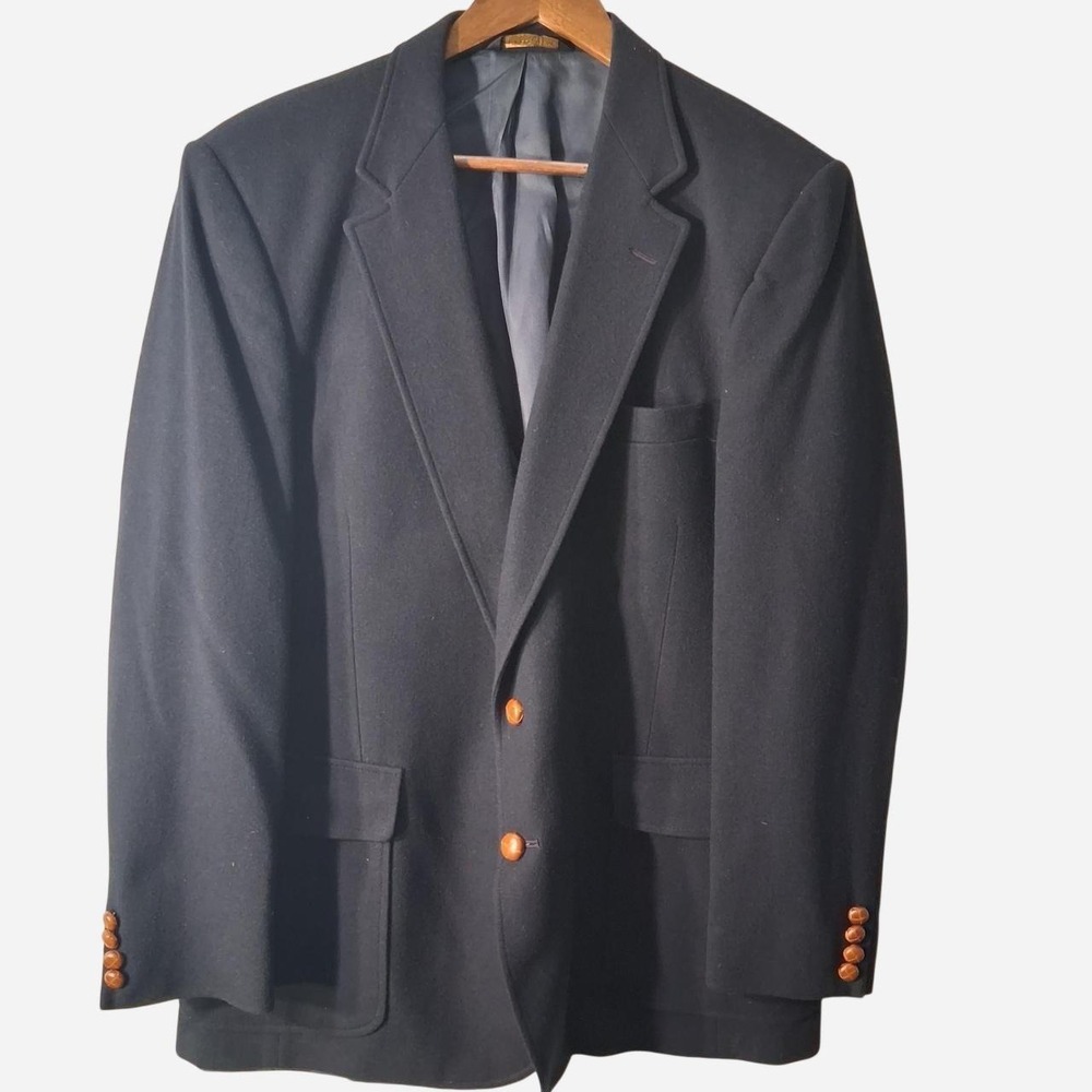 Mens Vintage 80s Navy blue 100% wool blazer with wooden style buttons